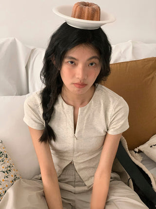 zipper shoulder top