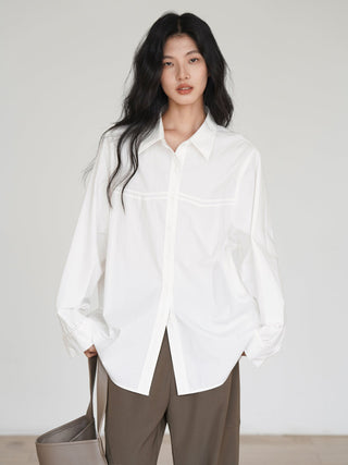 white loose shirt