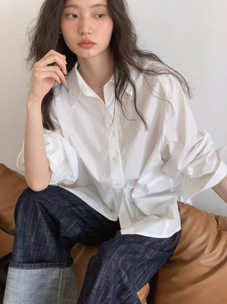 white retro shirt