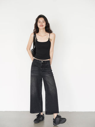 washed cropped jeans