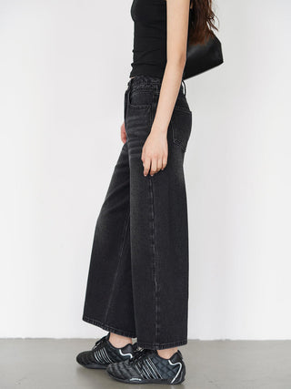 washed cropped jeans