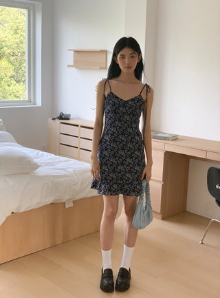 floral strap dress