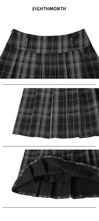 pleated plaid skirt