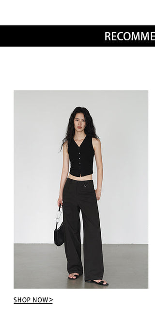 V-neck crop-top