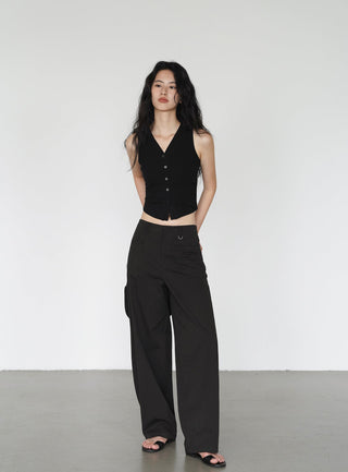 V-neck crop-top