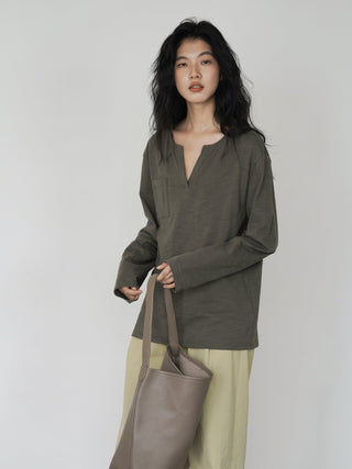 V-neck long top