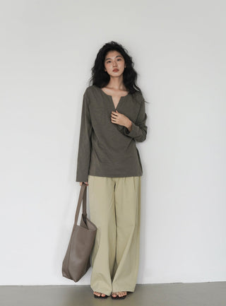 V-neck long top