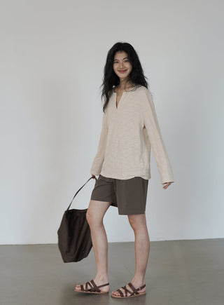 V-neck long top