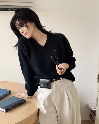Daily V-neck knit
