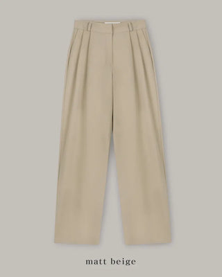 Leg-lengthening pintuck wide slacks
