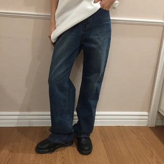 Neat-fit medium-wash denim pants for everyday wear
