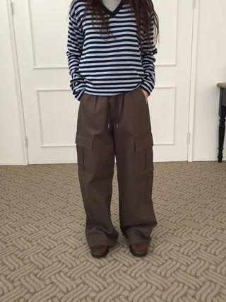 Four Seasons Cotton Cargo Pants High-Waisted Wide Fit  Street Look