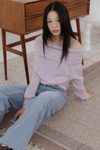 Drape Off-Shoulder Long Sleeve T-Shirt