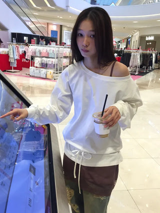 Off-shoulder Top with Ribbon Clamp at the Hem