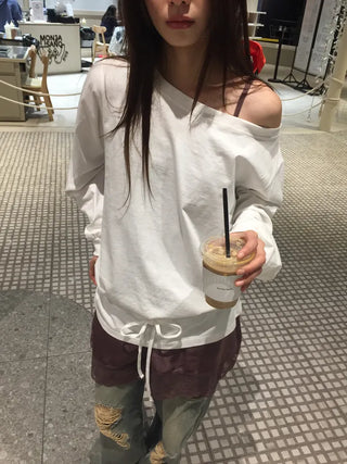 Off-shoulder Top with Ribbon Clamp at the Hem