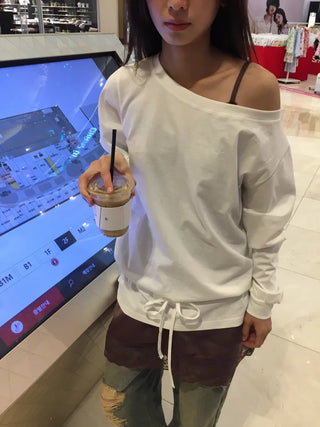 Off-shoulder Top with Ribbon Clamp at the Hem