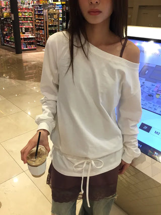 Off-shoulder Top with Ribbon Clamp at the Hem