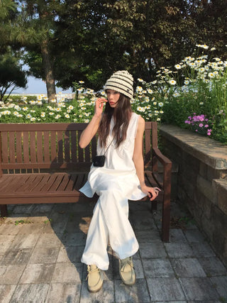 Eve Sleeveless Blouse