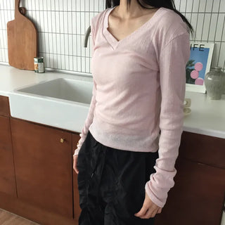 V-neck Ribbed Long Sleeve Top Delicate Fit Semi-Crop Date Look Feminine