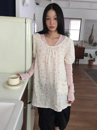 V-neck Ribbed Long Sleeve Top Delicate Fit Semi-Crop Date Look Feminine