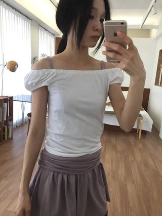 Off-shoulder Shirred T-shirt Slim Fit Feminine Delicate Fit Vacation Look
