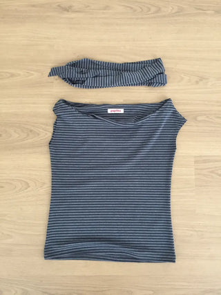 Striped Scarf Set Long Sleeve T-shirt Slim Fit Semi-Crop Unique Nerd Look • •