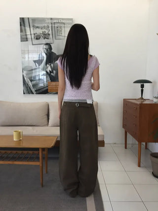 All-Season Cotton Cargo Wide Pants with Hip Street Cut Details