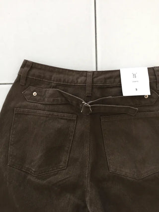 All-Season Cotton Cargo Wide Pants with Hip Street Cut Details