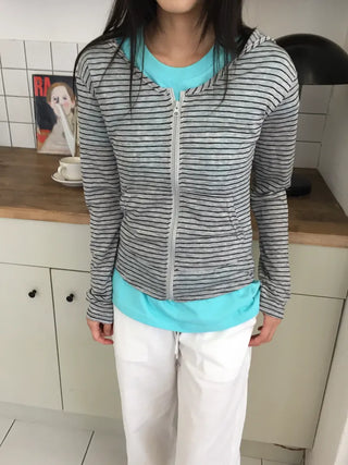 Summer striped zip-up hoodie, slim fit, cropped, sun-safe item, vacation look