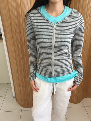 Summer striped zip-up hoodie, slim fit, cropped, sun-safe item, vacation look