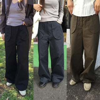 Tone-down wide big pocket pants