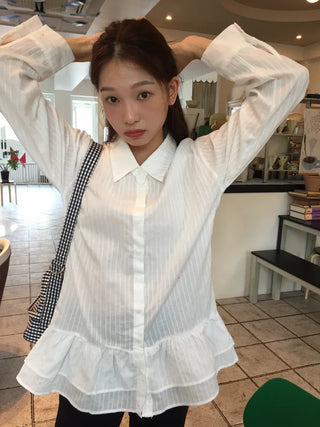 Delicate mood striped frill shirt