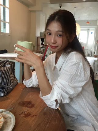 Delicate mood striped frill shirt