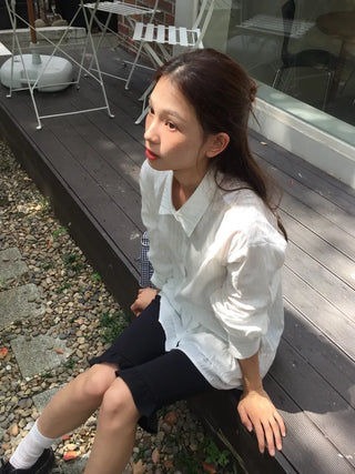 Delicate mood striped frill shirt