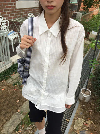 Delicate mood striped frill shirt