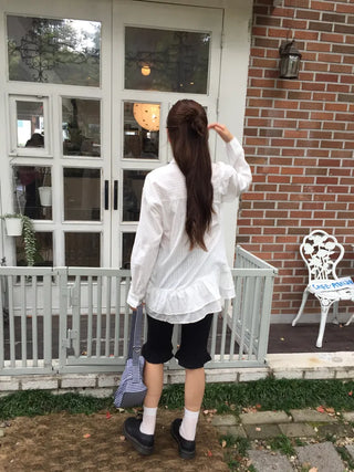 Delicate mood striped frill shirt
