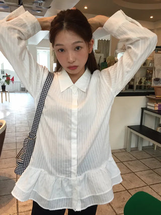 Delicate mood striped frill shirt