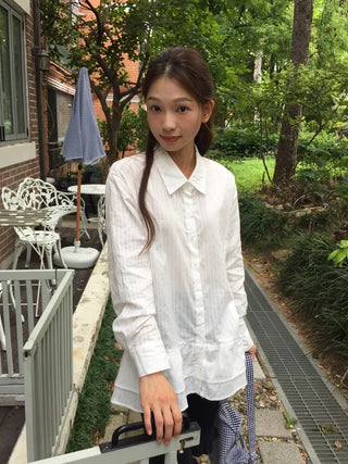 Delicate mood striped frill shirt