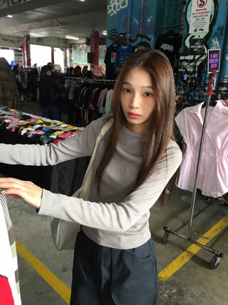 Women's boat neck white long-sleeve t-shirt