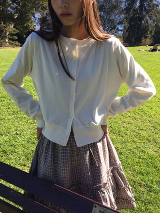 Cropped White Round Neck Knit Cardigan