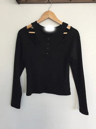 button detail off-shoulder black T-shirt