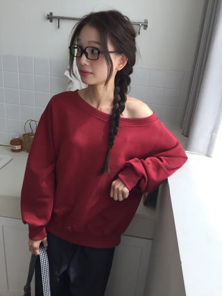 Delicate fit effortless chic off-shoulder sweatshirt