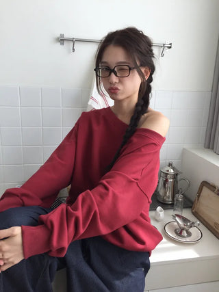 Delicate fit effortless chic off-shoulder sweatshirt
