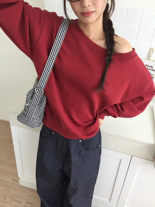 Delicate fit effortless chic off-shoulder sweatshirt