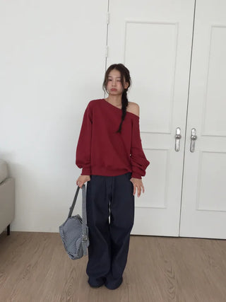 Delicate fit effortless chic off-shoulder sweatshirt