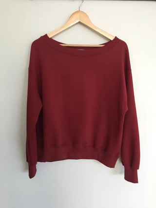 Delicate fit effortless chic off-shoulder sweatshirt