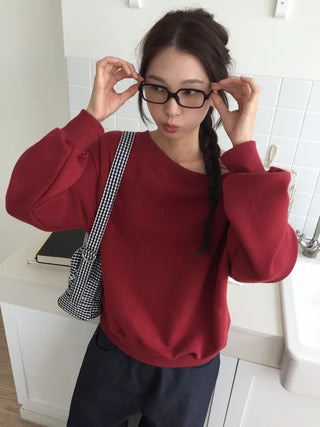 Delicate fit effortless chic off-shoulder sweatshirt