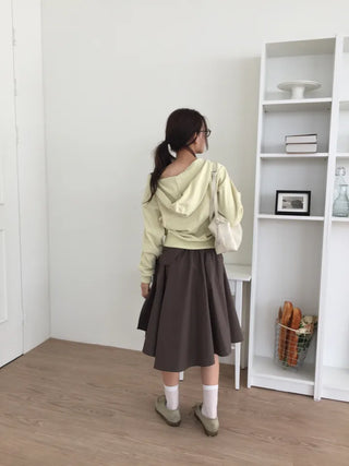 Delicate Yellow V-Neck Slim Hoodie