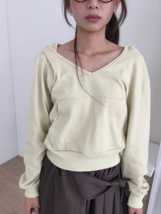 Delicate Yellow V-Neck Slim Hoodie