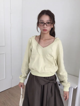 Delicate Yellow V-Neck Slim Hoodie
